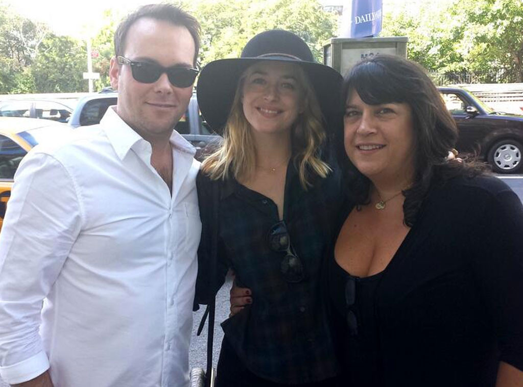 Dakota Johnson, EL James Dakota Johnson, EL James